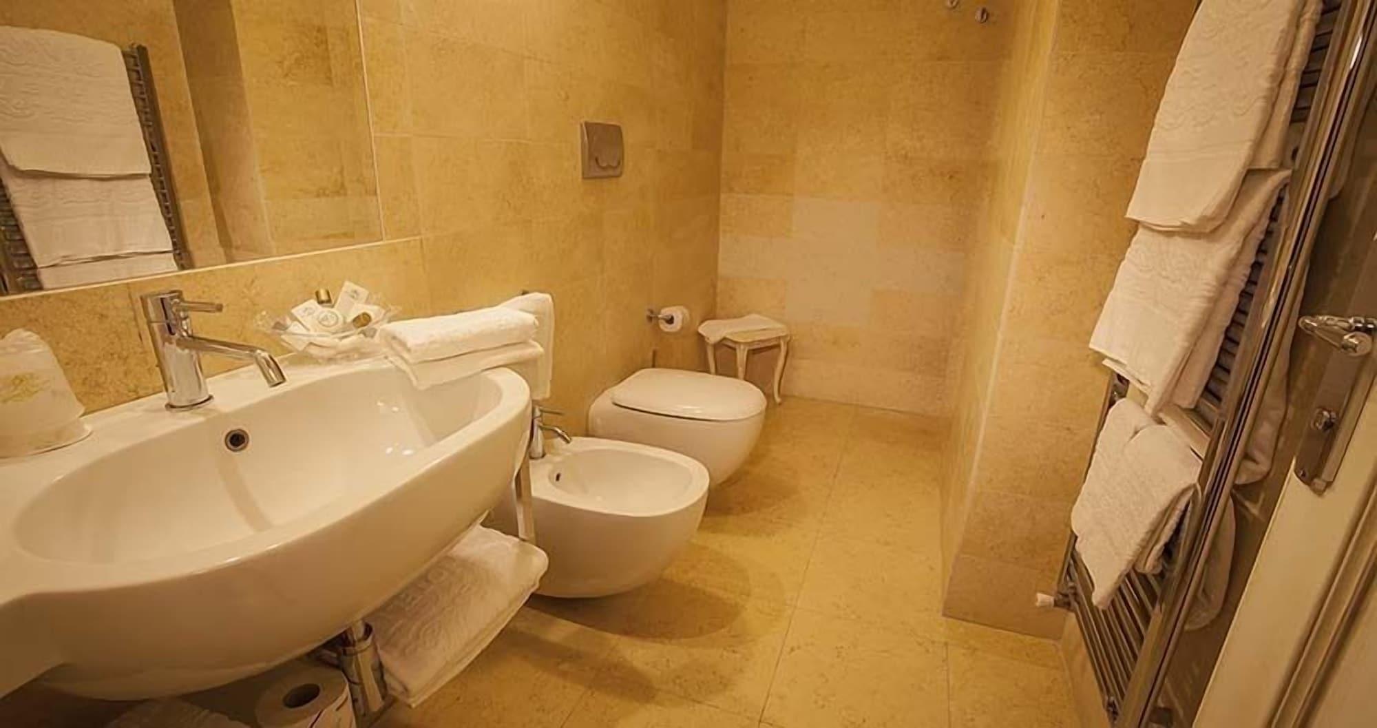 Palace Hotel Vieste Dış mekan fotoğraf