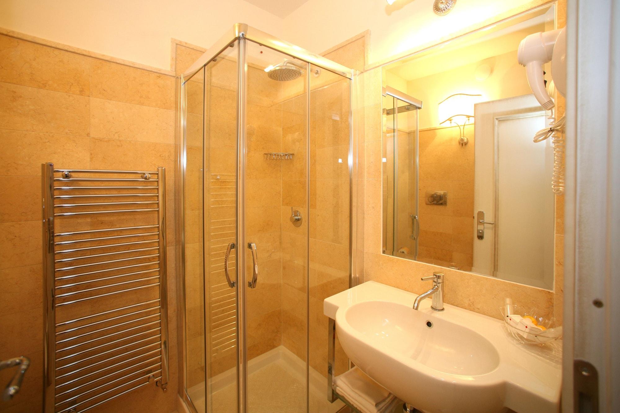 Palace Hotel Vieste Dış mekan fotoğraf