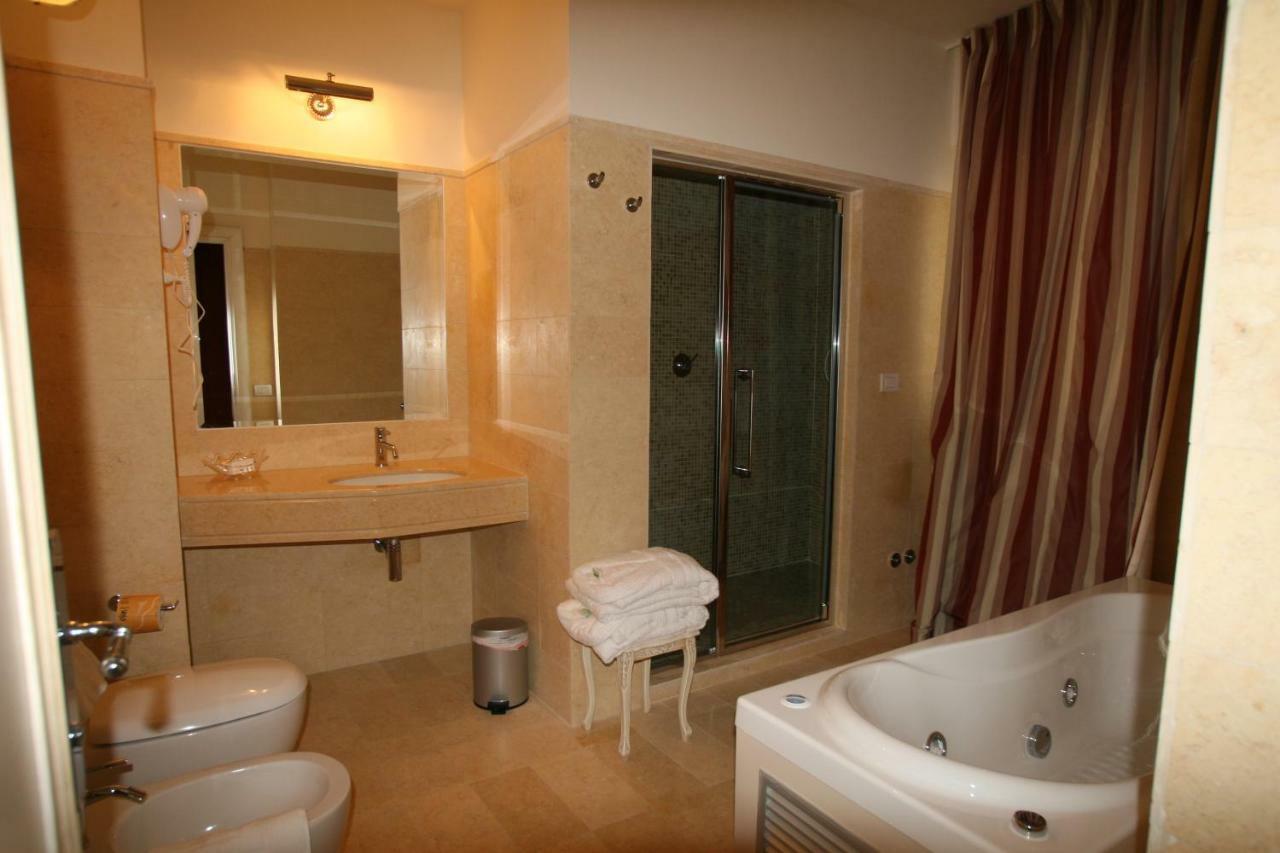 Palace Hotel Vieste Dış mekan fotoğraf